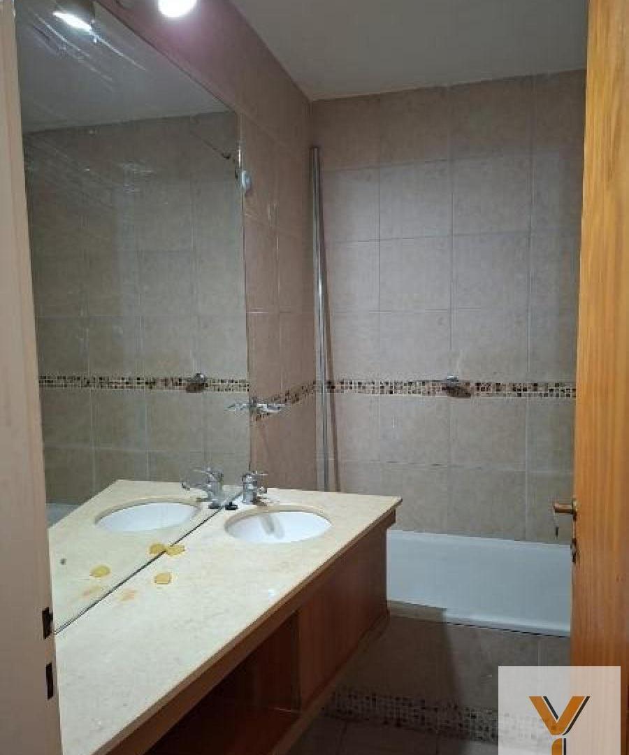 Foto de Departamento en Venta - 1 Dormitorio 1 Baño - 55mts - La Plata, imagen 2