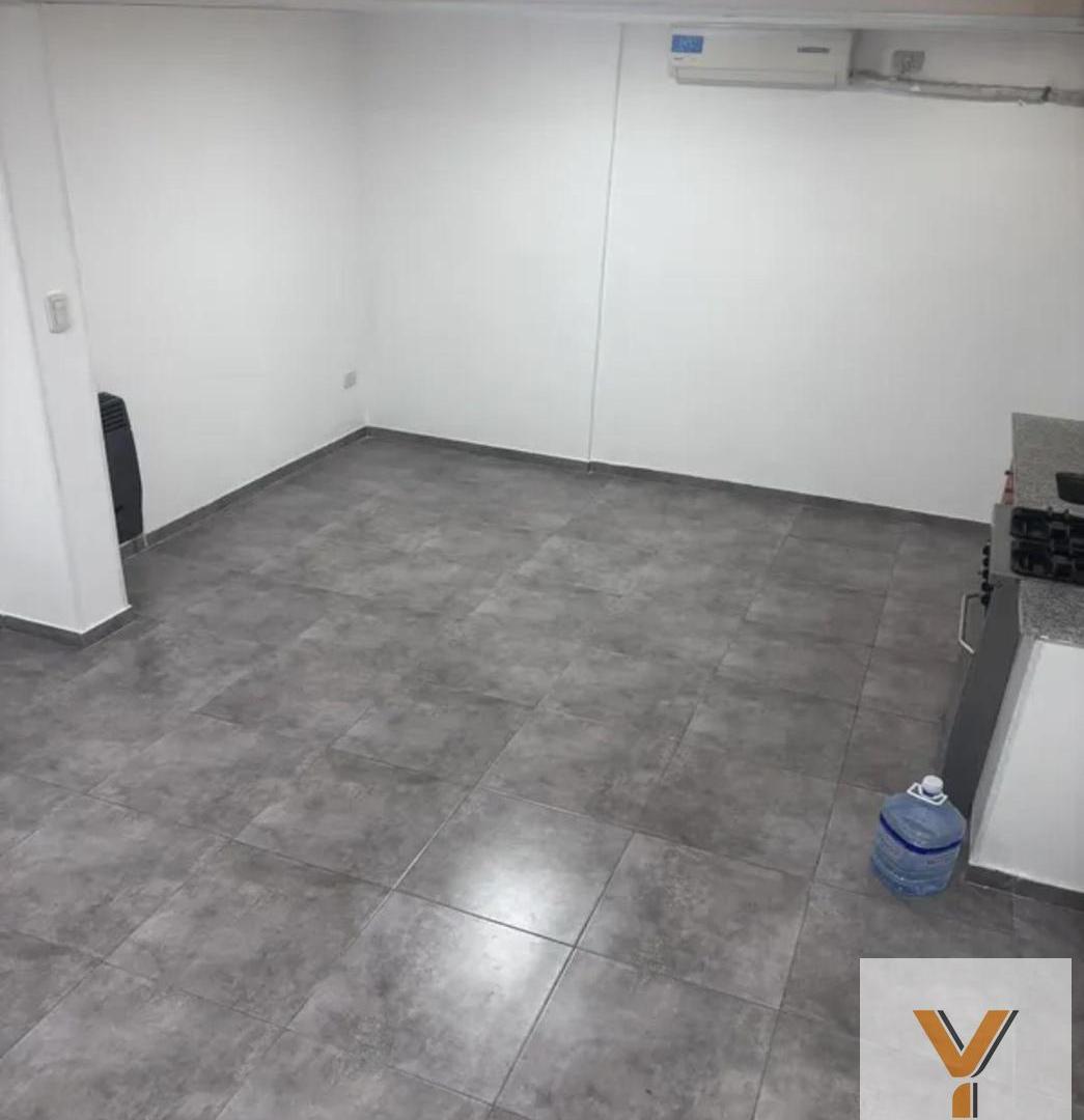 Foto de Casa en Alquiler - 1 Dormitorio 1 Baño - 60mts - Berisso, imagen 4