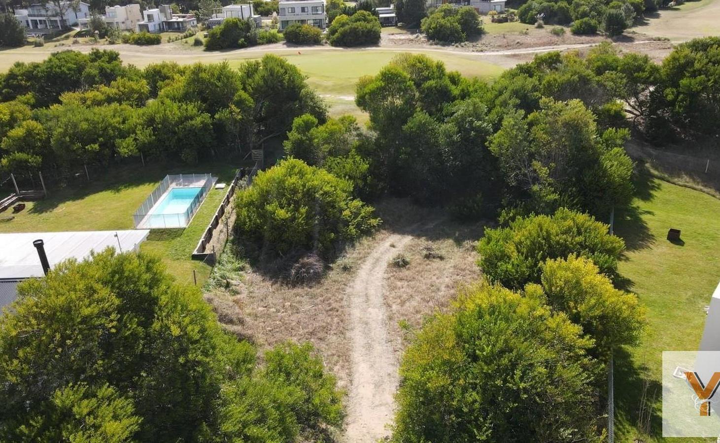 Foto de Terreno en Venta - - 1085mts - Costa Esmeralda, imagen 4