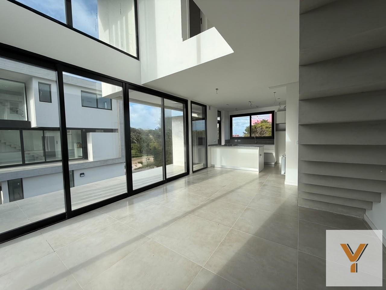 Foto de Departamento en Venta - 2 Dormitorios 2 Baños - 134mts - Valeria Del Mar, imagen 2