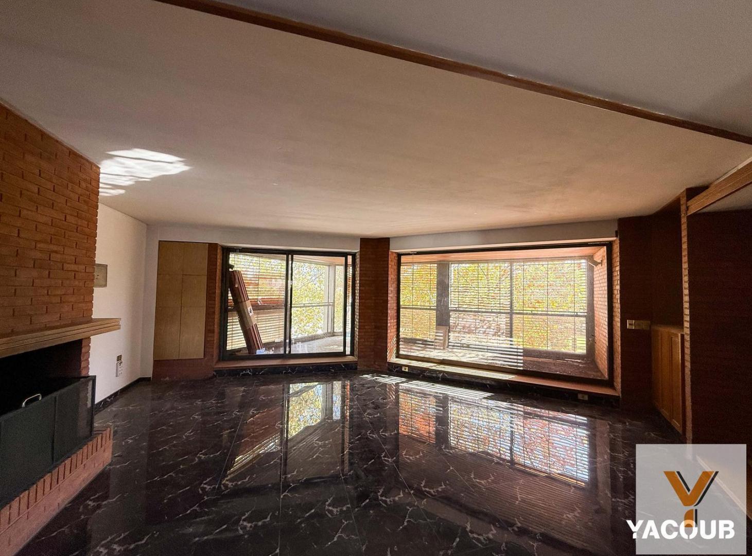 Foto de Departamento en venta - 3 Dormitorios 3 Baños - Cochera - La Plata, imagen 4