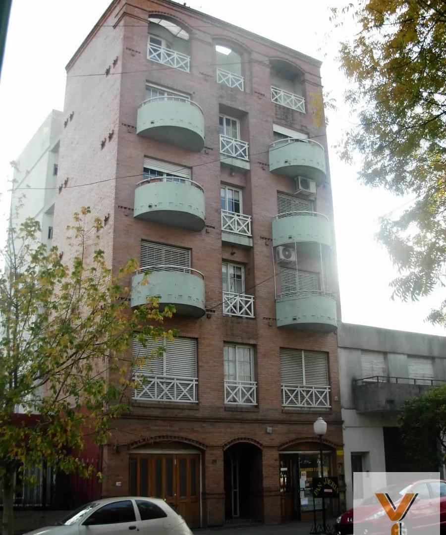 Foto de Departamento en Venta - 1 Dormitorio 1 Baño - 50mts - Lomas De Zamora, imagen 4