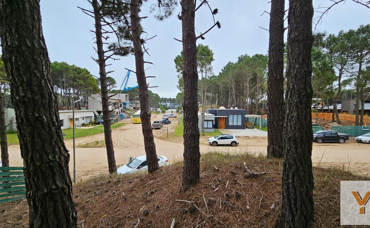 Foto de Terreno en Venta - - 887mts - Pinamar, imagen 1