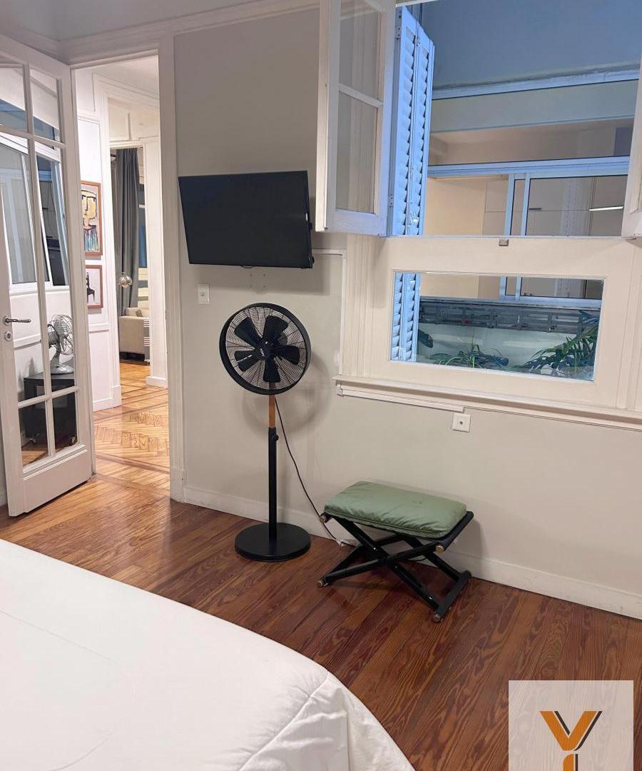 Foto de Departamento en Venta - 2 Dormitorios 1 Baño - 74mts - Palermo, imagen 2
