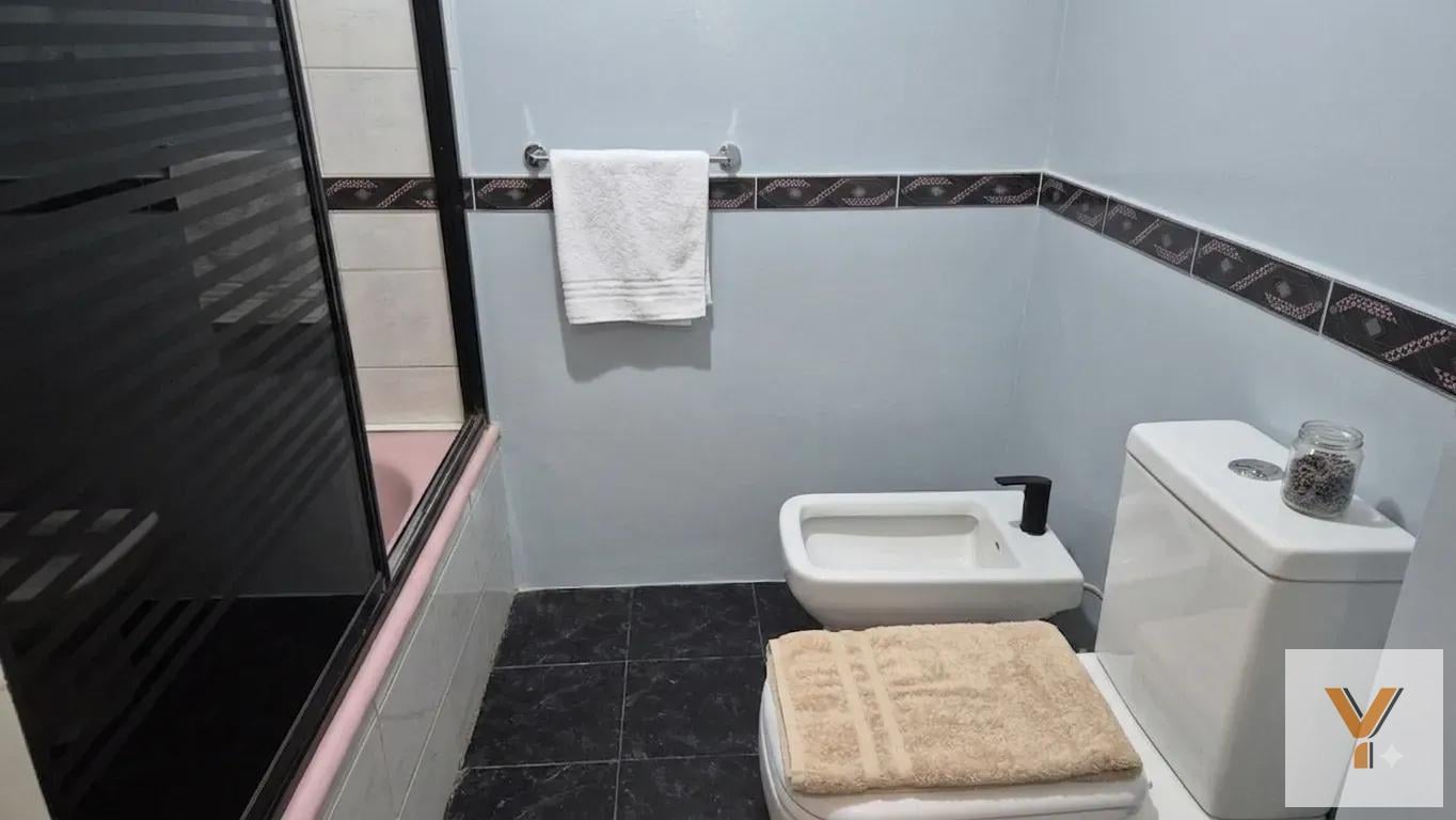Foto de Departamento en Venta - 3 Dormitorios 3 Baños - 110mts - Flores, imagen 1