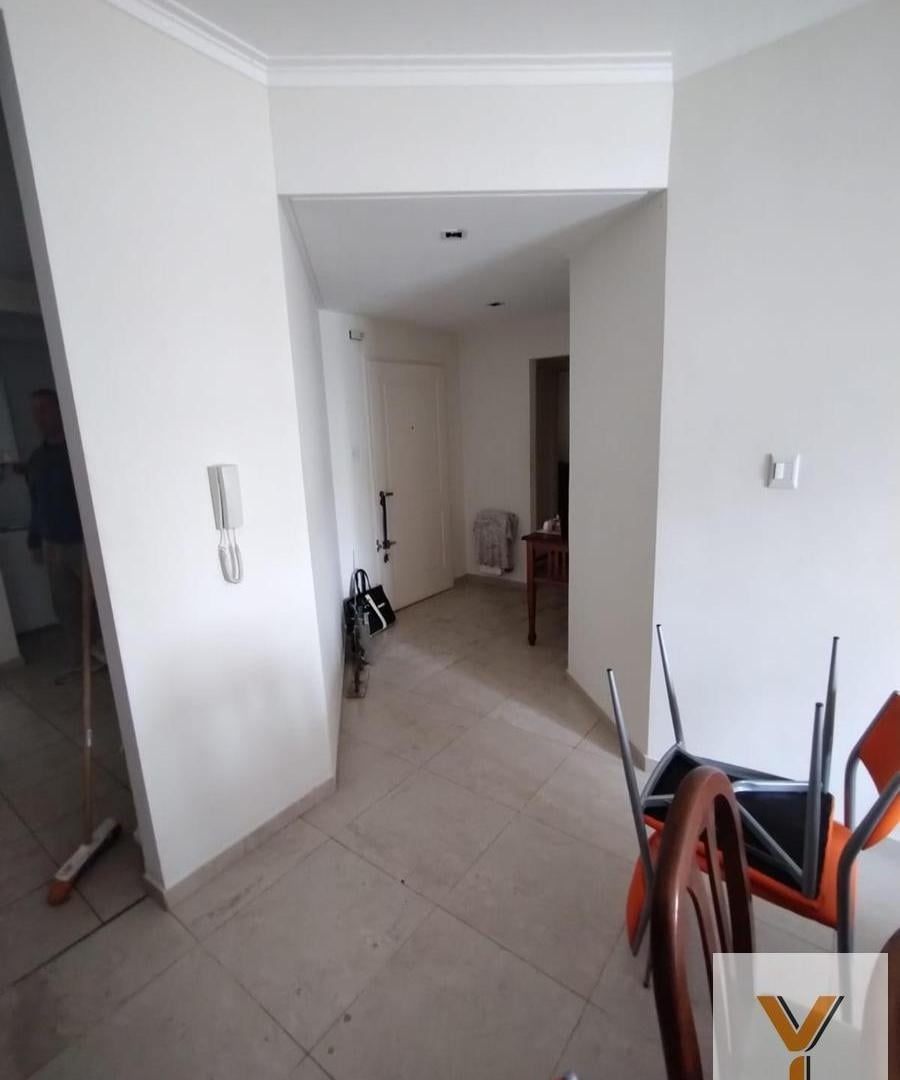 Foto de Departamento en Venta - 3 Dormitorios 2 Baños - 100mts - La Plata, imagen 2