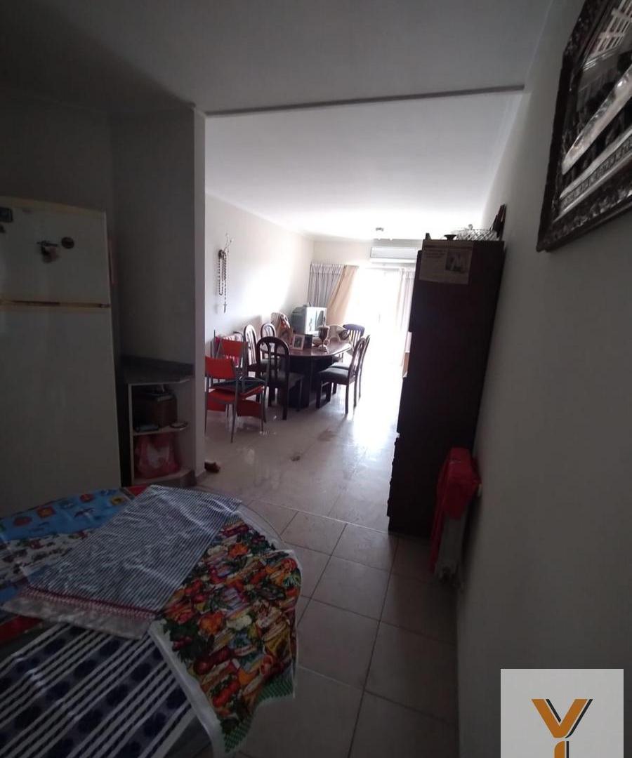 Foto de Departamento en Venta - 3 Dormitorios 2 Baños - 100mts - La Plata, imagen 3