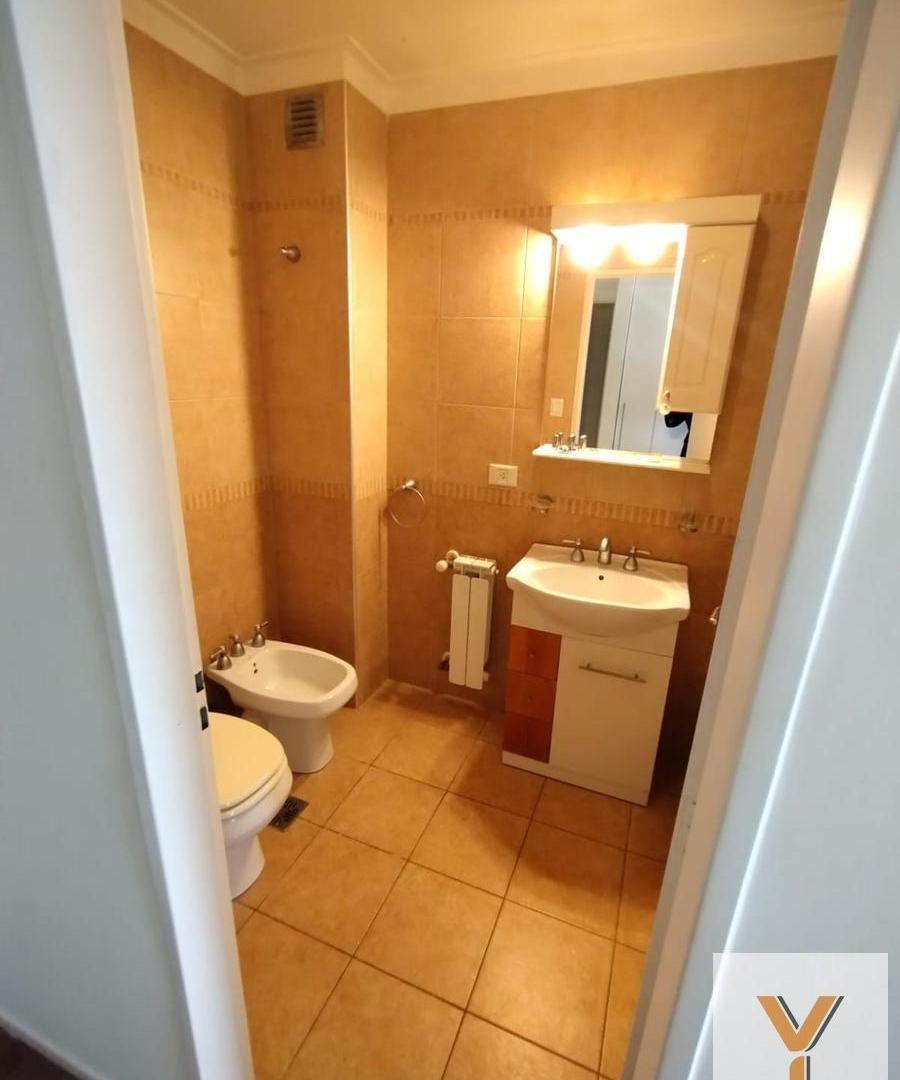 Foto de Departamento en Venta - 3 Dormitorios 2 Baños - 100mts - La Plata, imagen 4