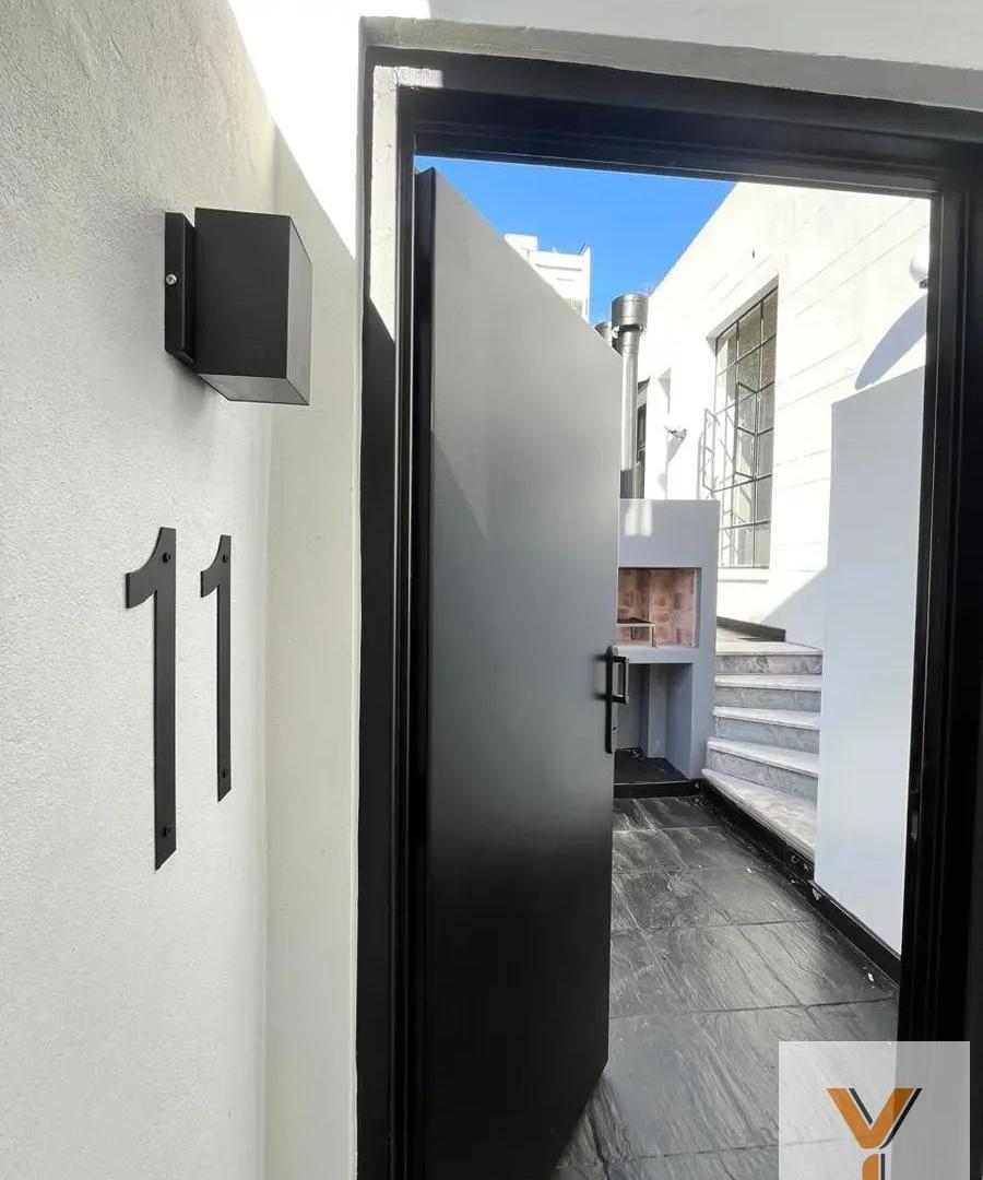 Foto de PH en Alquiler - 1 Dormitorio 1 Baño - 52mts - San Telmo, imagen 2