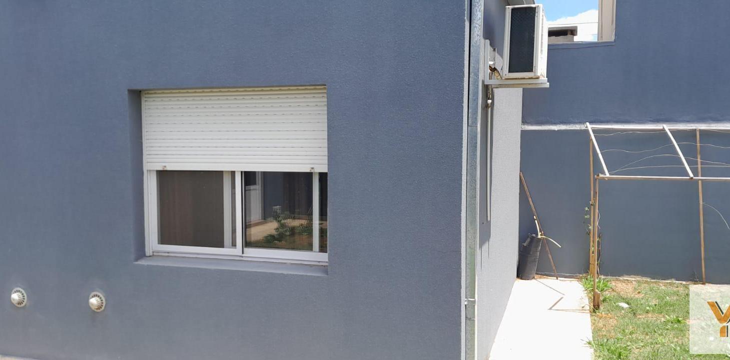 Foto de Casa en venta - 2 Dormitorios 1 Baño - Cochera - 380Mts2 - Chivilcoy, imagen 3