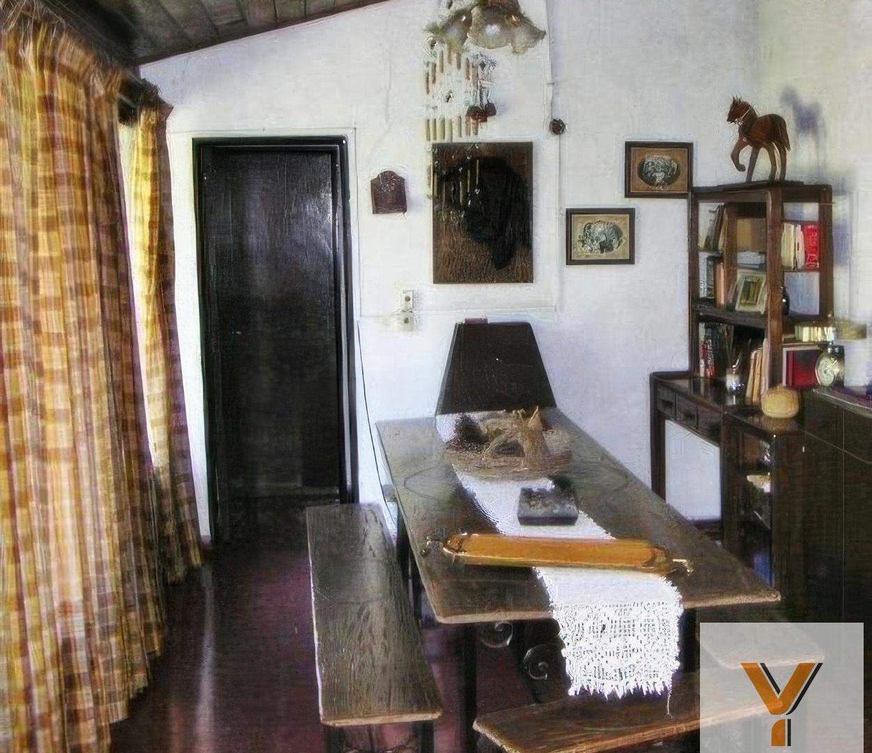 Foto de Casa en venta - 4 Dormitorios 4 Baños - Cochera - 412Mts2 - Quilmes Este, imagen 3