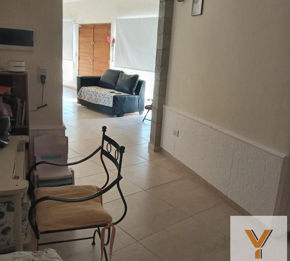 Foto de Casa en venta - 3 Dormitorios 2 Baños - Presidente Perón, imagen 1