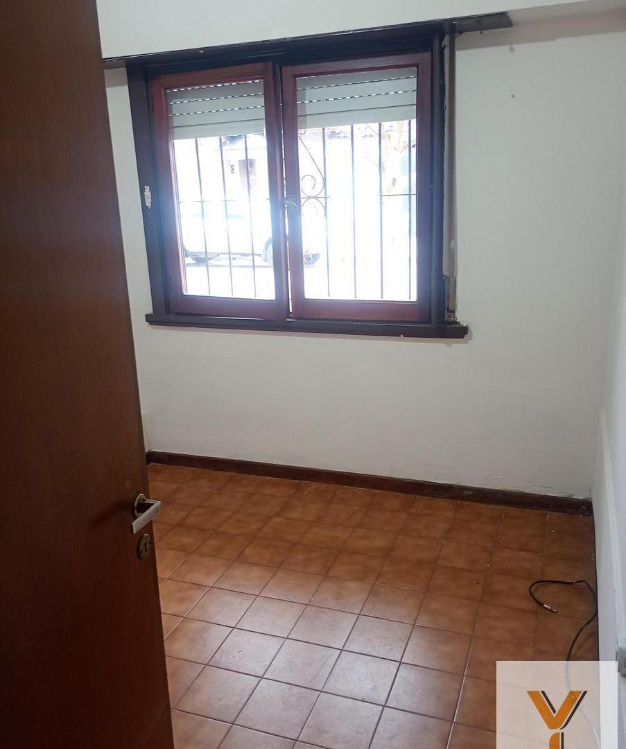 Foto de Casa en Venta - 2 Dormitorios 1 Baño - 90mts - Mar Del Plata, imagen 2