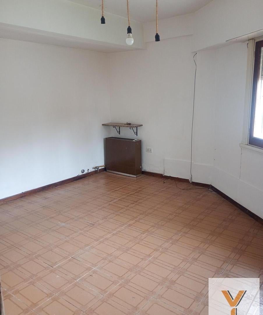 Foto de Casa en Venta - 2 Dormitorios 1 Baño - 90mts - Mar Del Plata, imagen 3