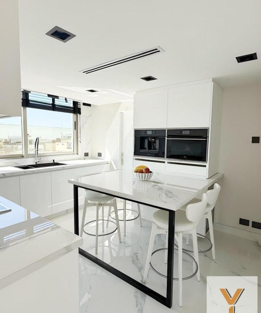 Foto de Departamento en Alquiler - 3 Dormitorios 4 Baños - 216mts - Recoleta, imagen 5