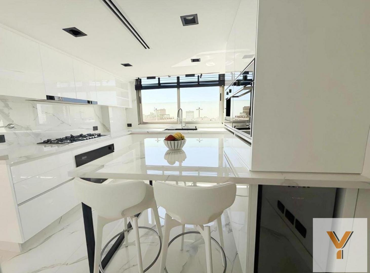 Foto de Departamento en Alquiler - 3 Dormitorios 4 Baños - 216mts - Recoleta, imagen 1