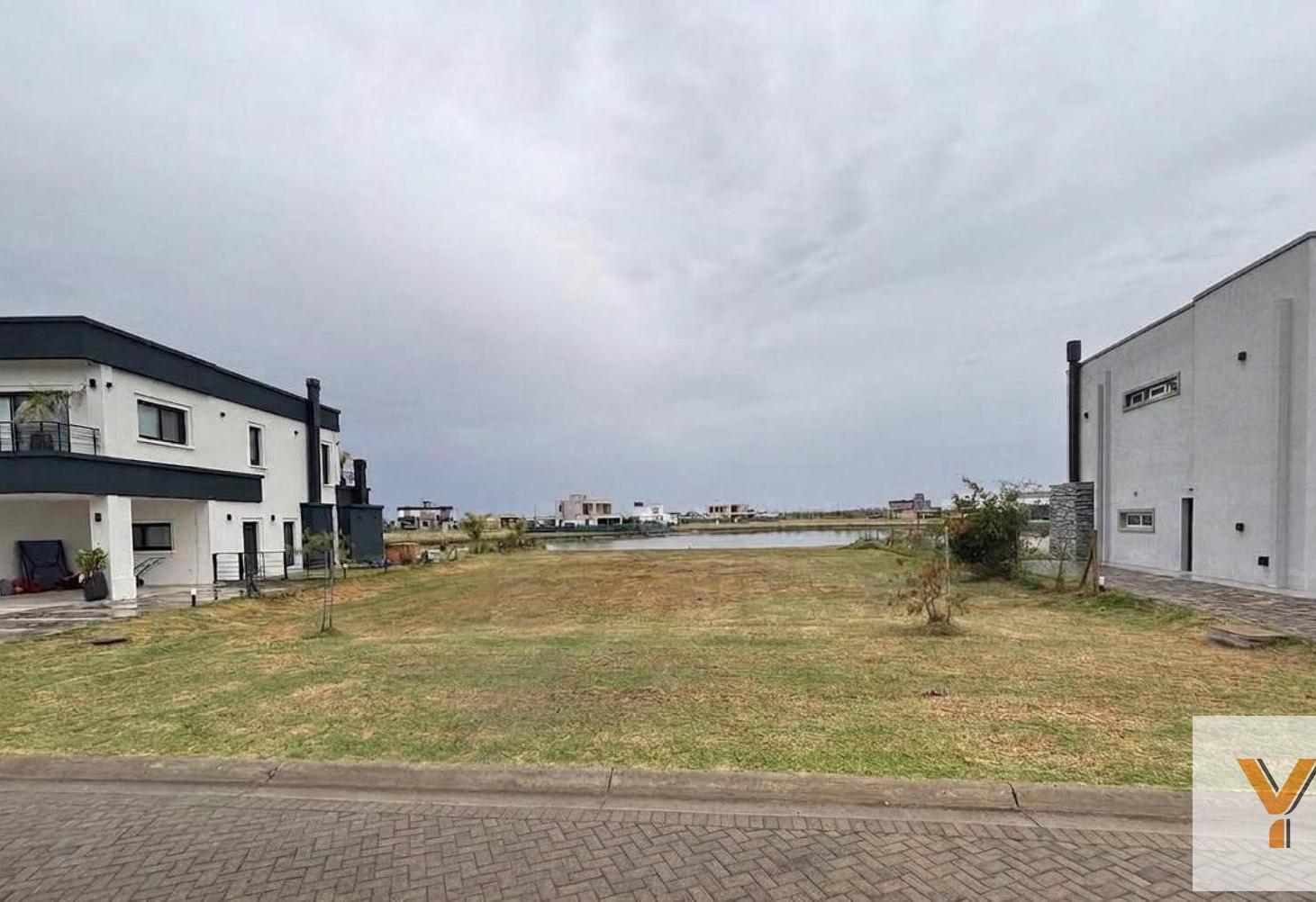 Foto de Terreno en Venta - - 772mts - Berazategui, imagen 2