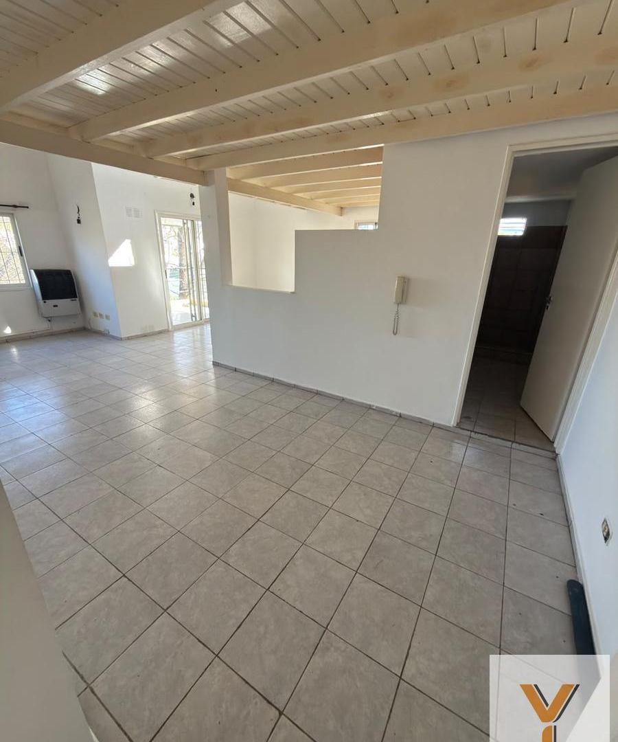 Foto de PH en Alquiler - 1 Dormitorio 1 Baño - 60mts - Tigre, imagen 1