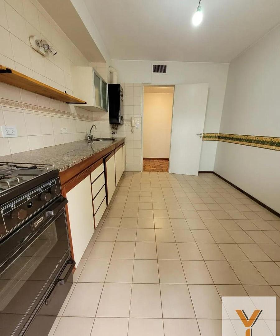 Foto de Casa en Venta - 3 Dormitorios 2 Baños - 95mts - La Plata, imagen 1