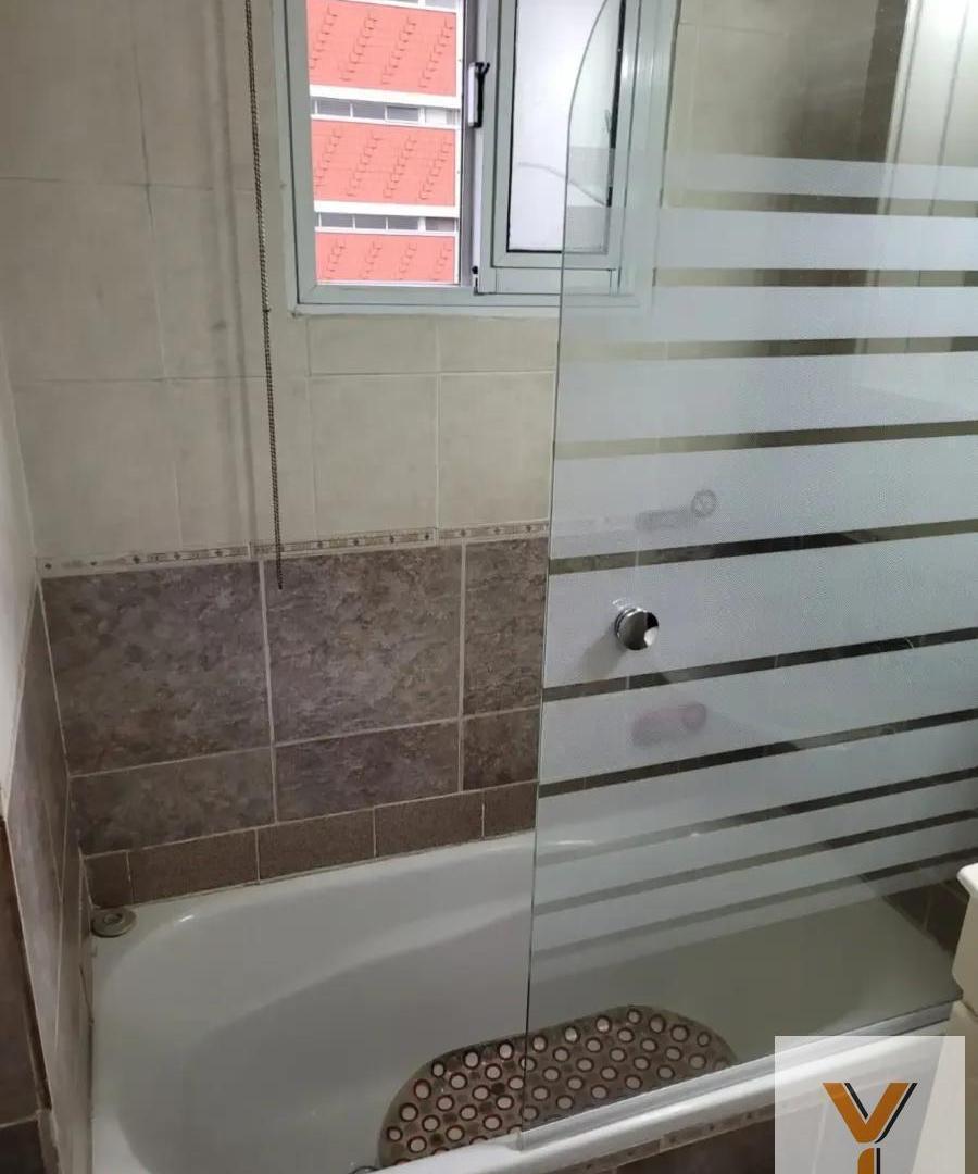 Foto de Departamento en Alquiler - 2 Dormitorios 1 Baño - 40mts - Recoleta, imagen 2