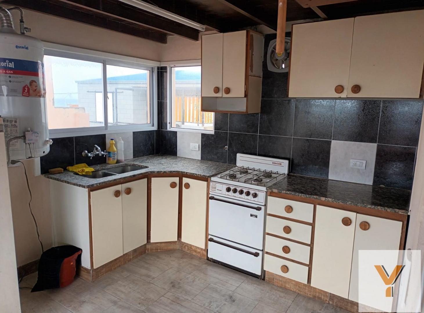 Foto de Casa en Alquiler - 3 Dormitorios 2 Baños - 120mts - Mar Del Plata, imagen 1