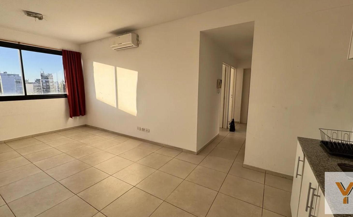 Foto de Departamento en Alquiler - 2 Dormitorios 1 Baño - 68mts - Villa Urquiza, imagen 3