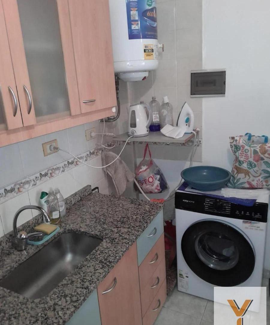 Foto de Departamento Monoambiente en venta - 1 Baño - Villa del Parque, imagen 3