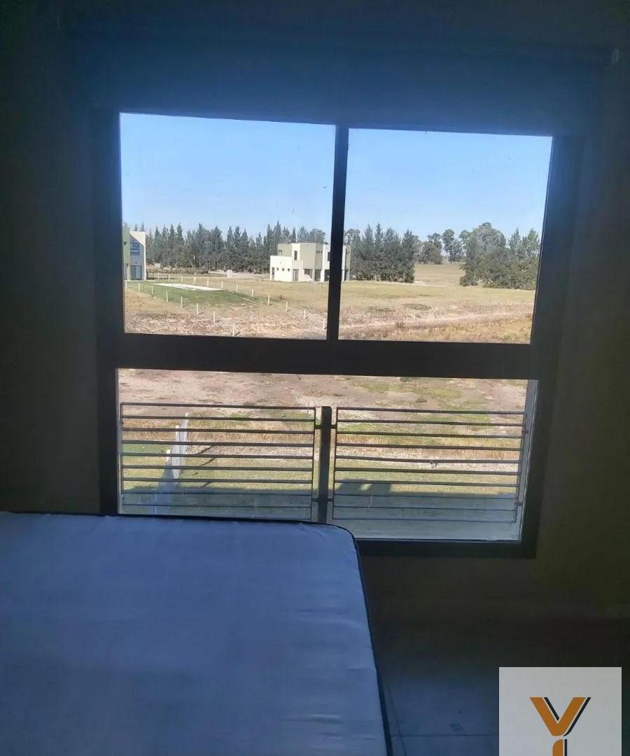 Foto de Casa en venta - 2 Dormitorios 2 Baños - Coronel Brandsen, imagen 5