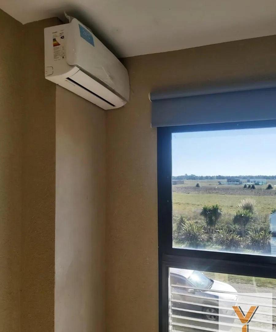Foto de Casa en venta - 2 Dormitorios 2 Baños - Coronel Brandsen, imagen 4