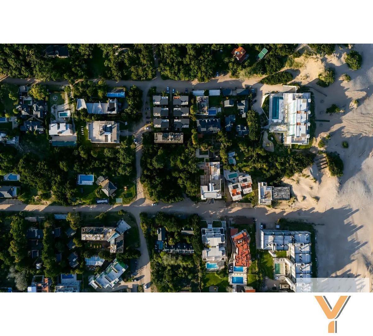 Foto de Terreno en Venta - - 955mts - Villa Gesell, imagen 3