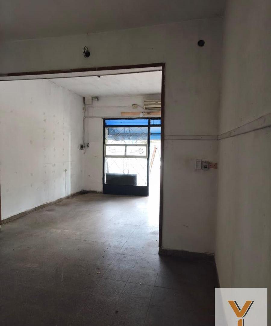 Foto de Local en Alquiler - Monoambiente 1 Baño - 24mts - Esteban Echeverría, imagen 3