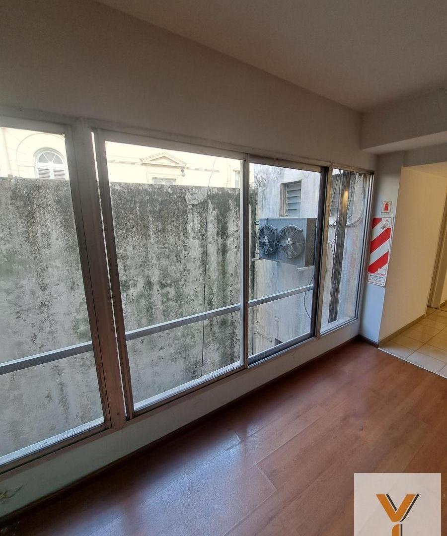 Foto de Oficina en alquiler - 3 Baños - San Nicolás, imagen 3