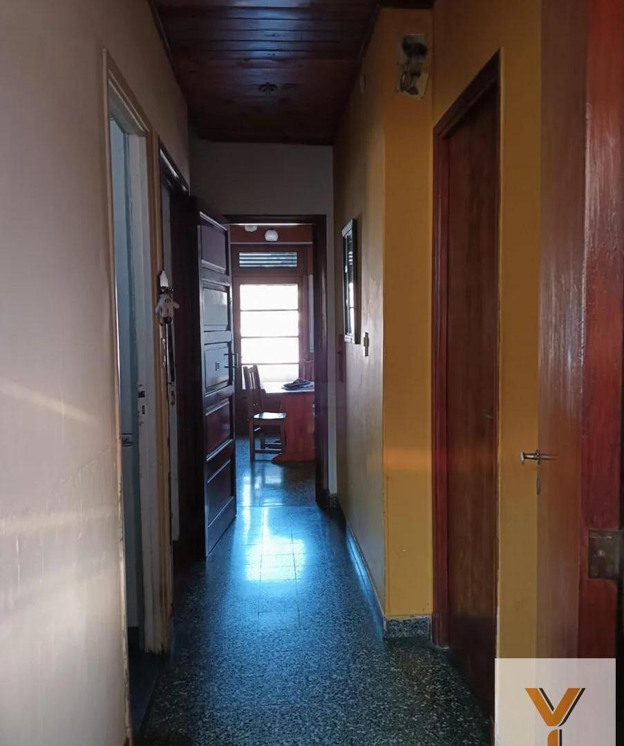 Foto de PH en venta - 4 Dormitorios 2 Baños - Velez, imagen 3