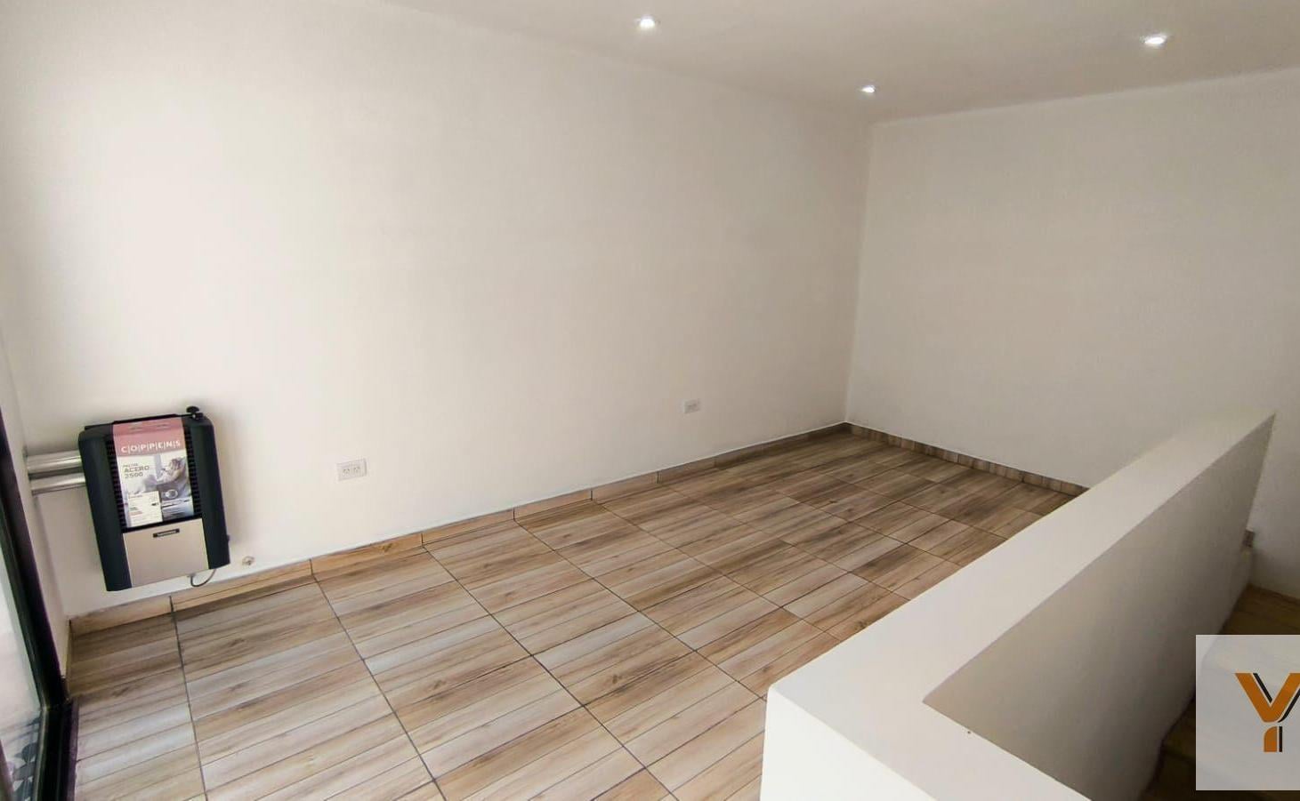 Foto de PH en venta - 1 Dormitorio 1 Baño - Mar del Plata, imagen 1