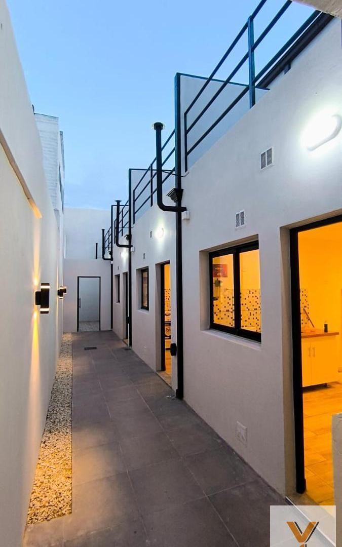 Foto de PH en venta - 1 Dormitorio 1 Baño - Mar del Plata, imagen 3
