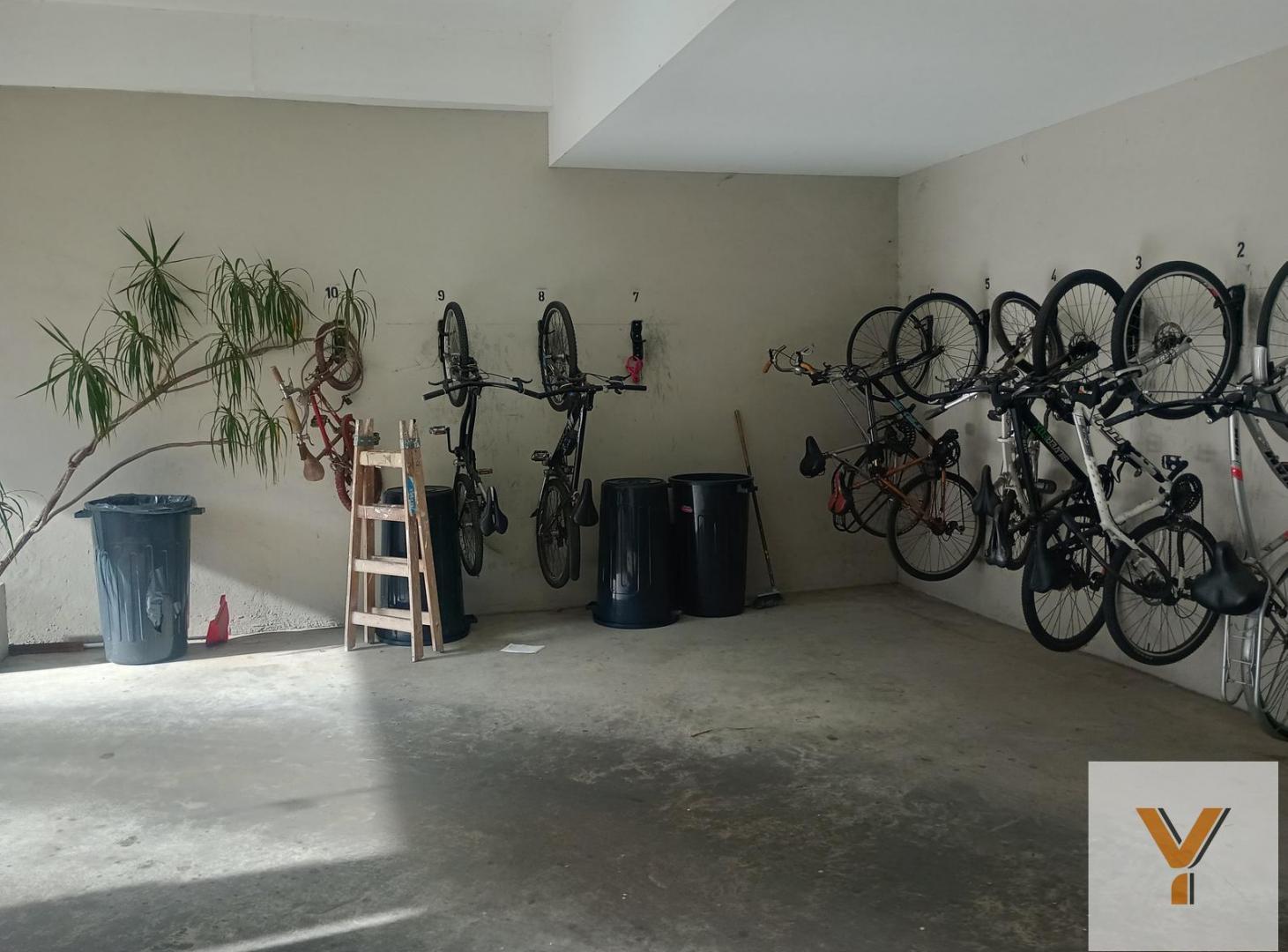 Foto de Cochera en venta - 12Mts2 - Caballito, imagen 2