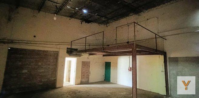 Foto de Depósito en venta - 4 Ambientes 2 Baños - Tandil, imagen 3
