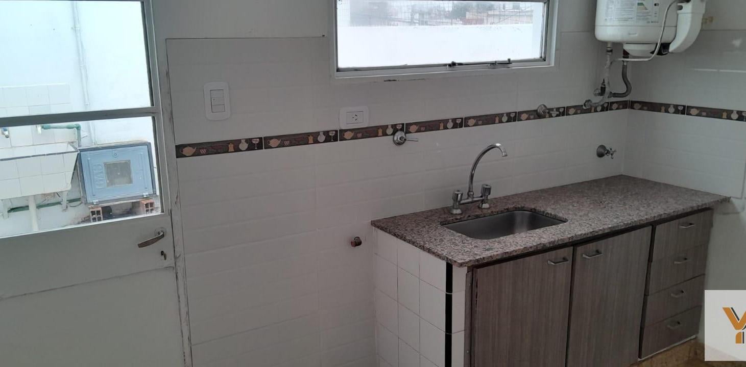Foto de Departamento en venta - 2 Dormitorios 1 Baño - La Plata, imagen 3
