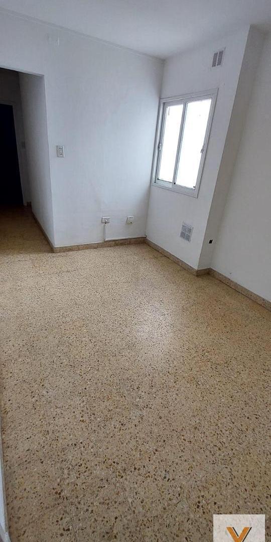 Foto de Departamento en venta - 2 Dormitorios 1 Baño - La Plata, imagen 4