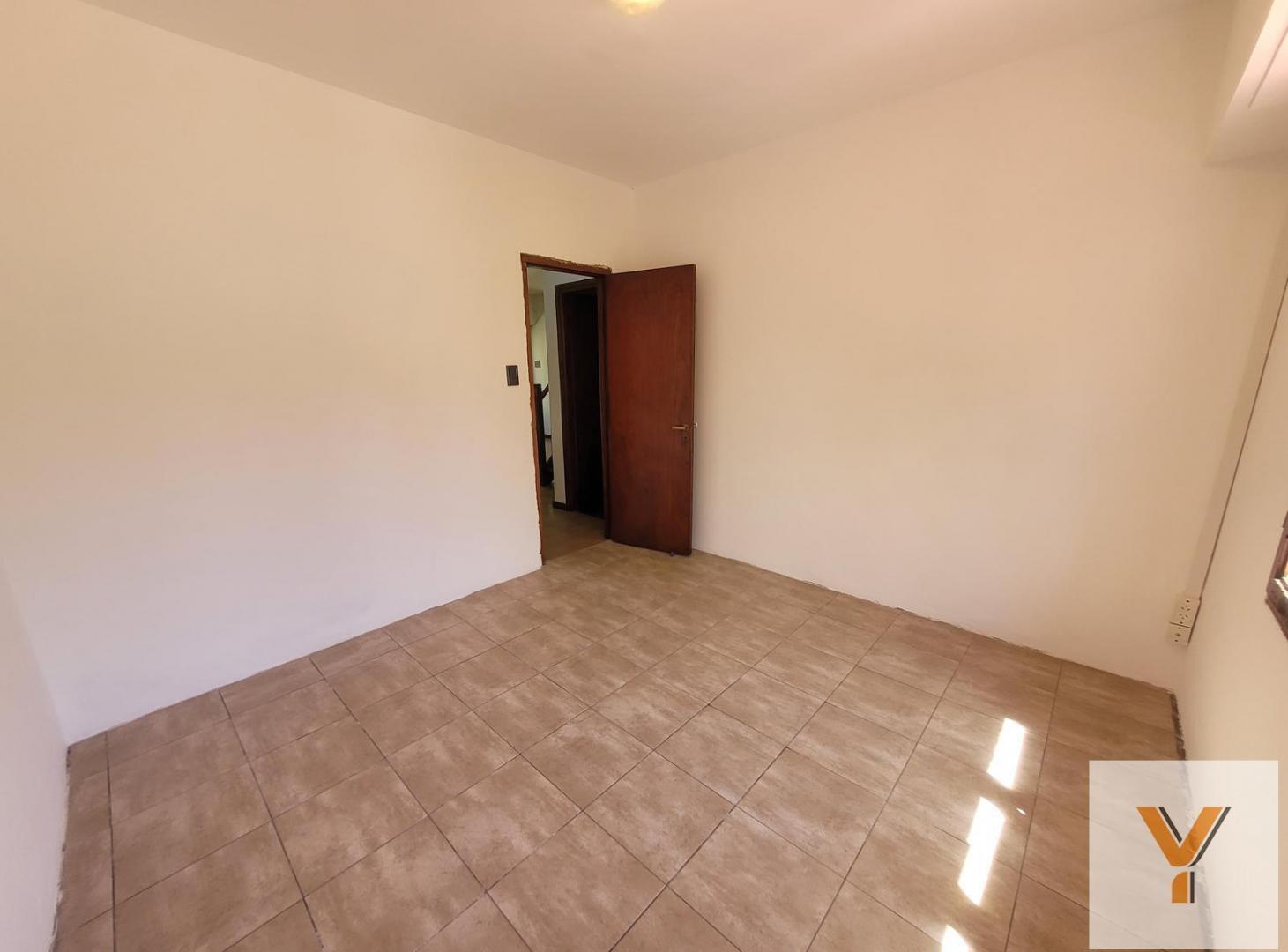 Foto de Casa en venta - 3 Dormitorios 2 Baños - Mar del Plata, imagen 4