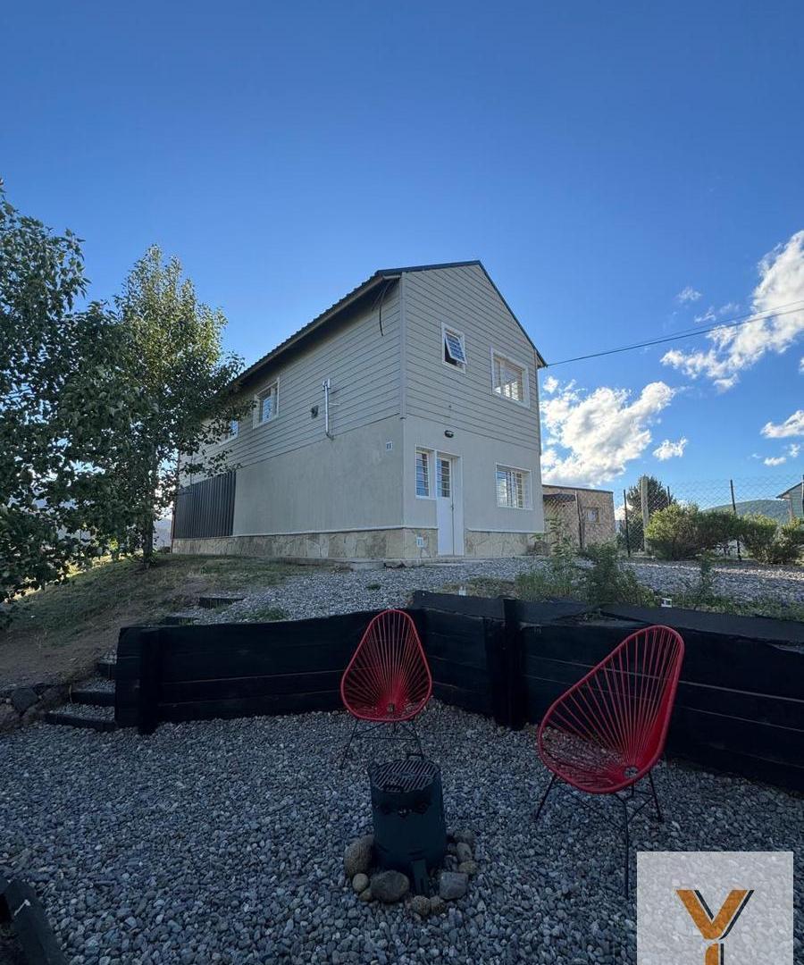 Foto de Casa en venta - 2 Dormitorios 1 Baño - San Martín de los Andes, imagen 3