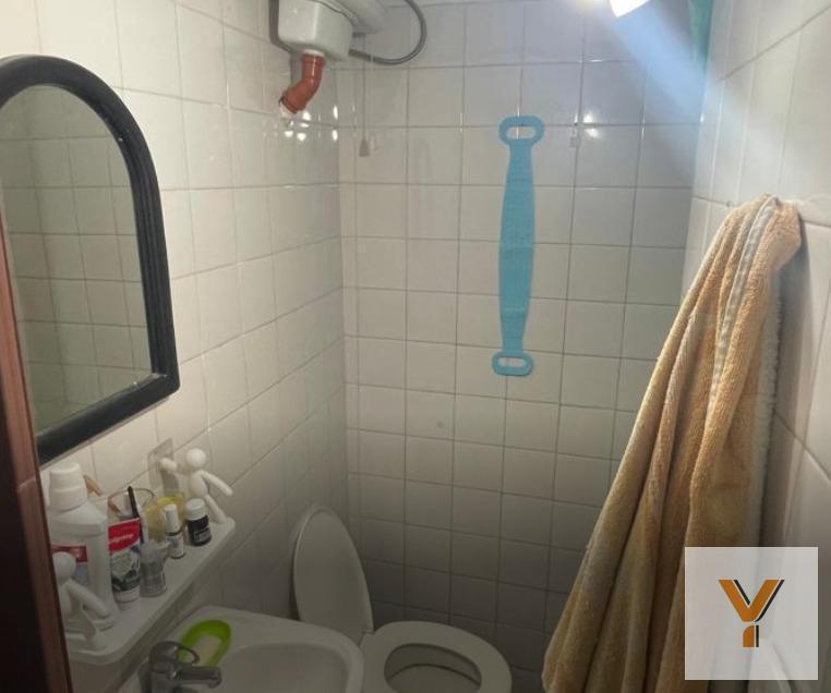 Foto de Casa en venta - 2 Dormitorios 1 Baño - La Plata, imagen 3