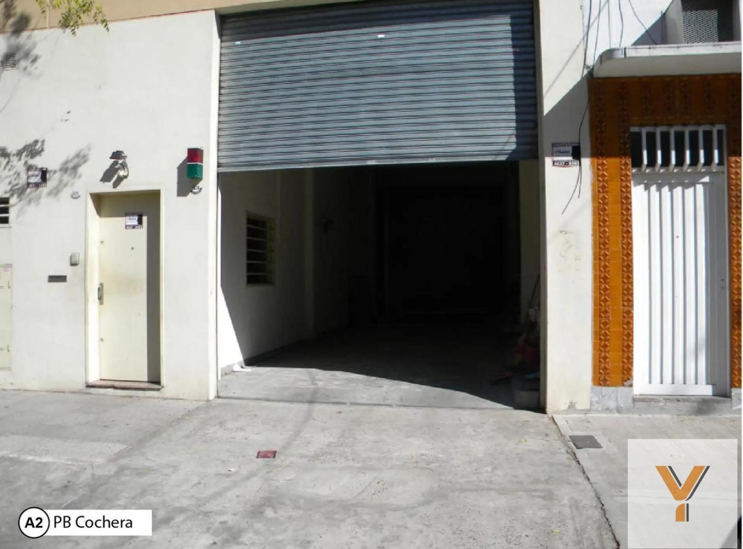 Foto de Depósito en alquiler - 10 Ambientes - 1.200mts2 - Flores, imagen 4