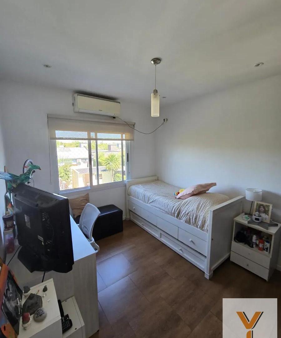 Foto de Casa en venta - 2 Dormitorios 2 Baños - Esteban Echeverría, imagen 4
