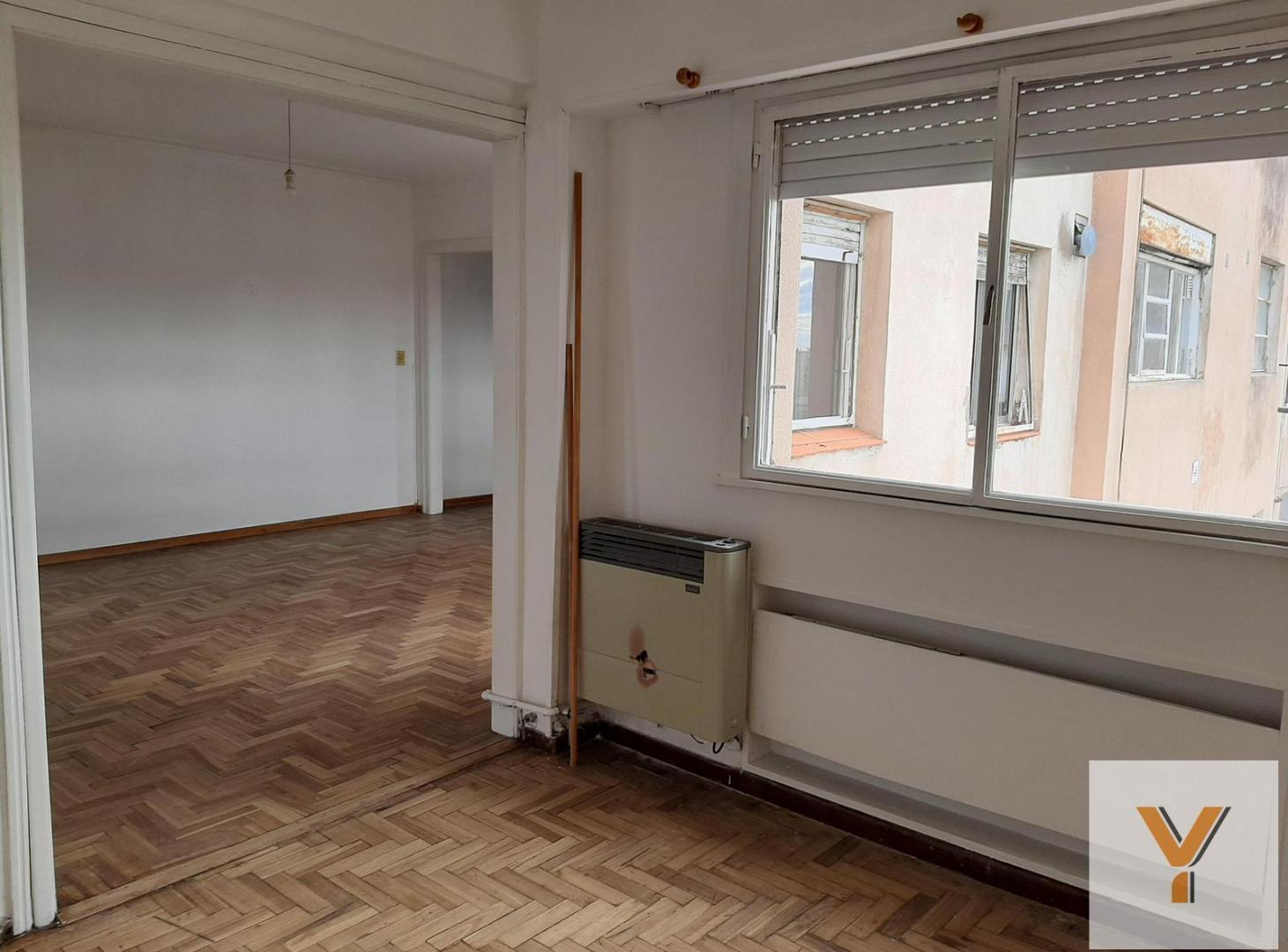 Foto de Departamento en venta - 2 Dormitorios 2 Baños - Bahía Blanca, imagen 3