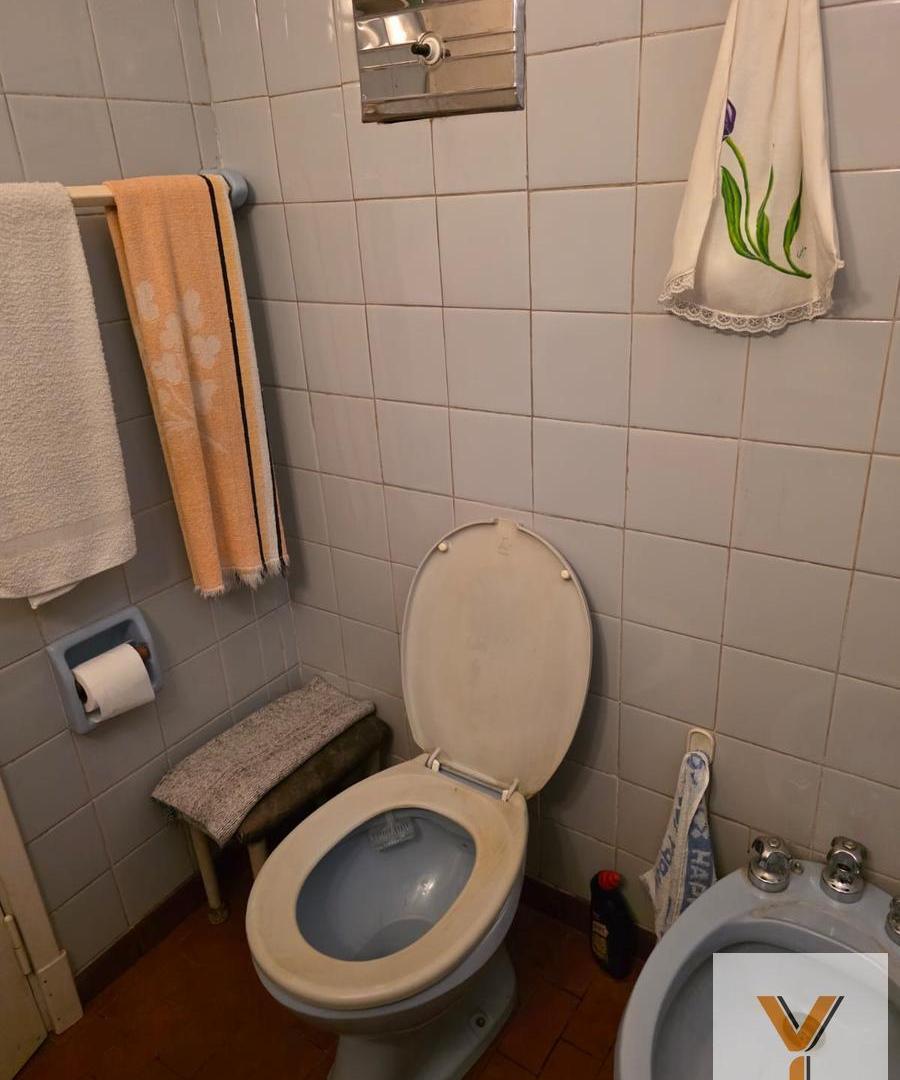 Foto de Casa en venta - 2 Dormitorios 1 Baño - Morón, imagen 5