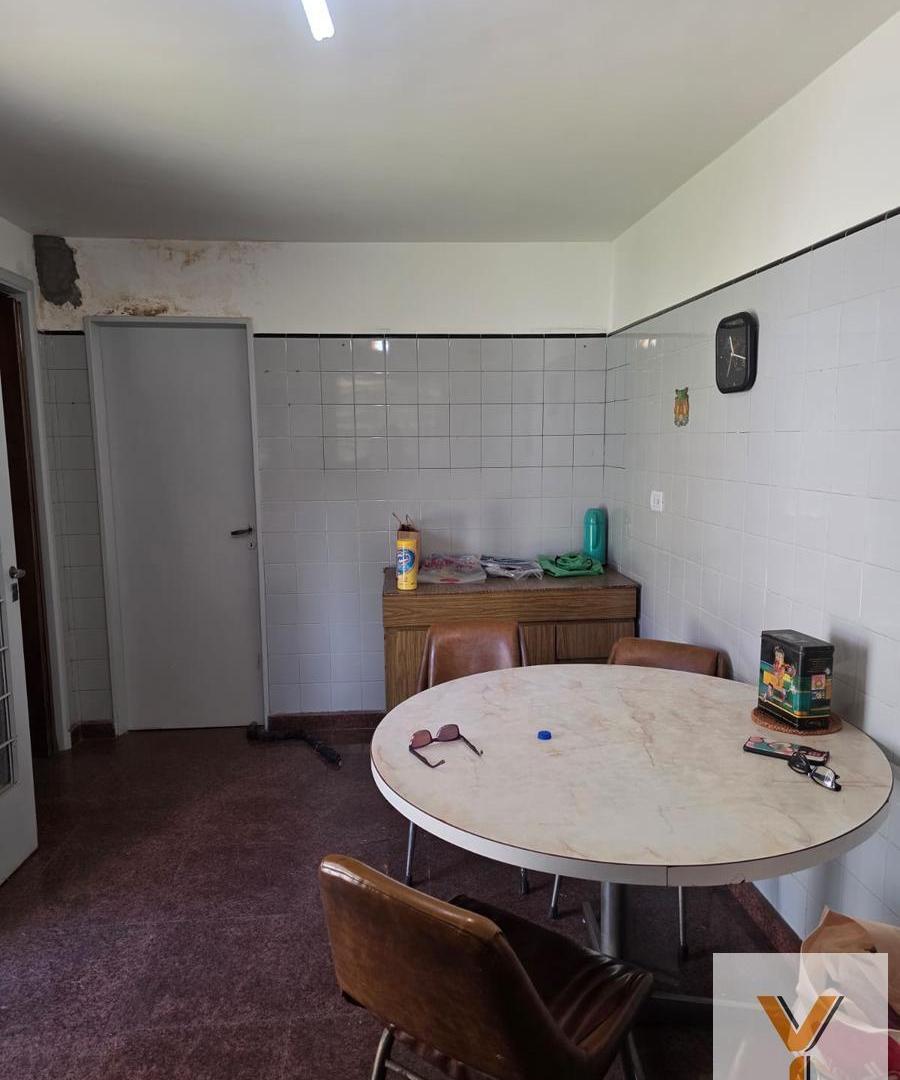 Foto de Casa en venta - 2 Dormitorios 1 Baño - Morón, imagen 3