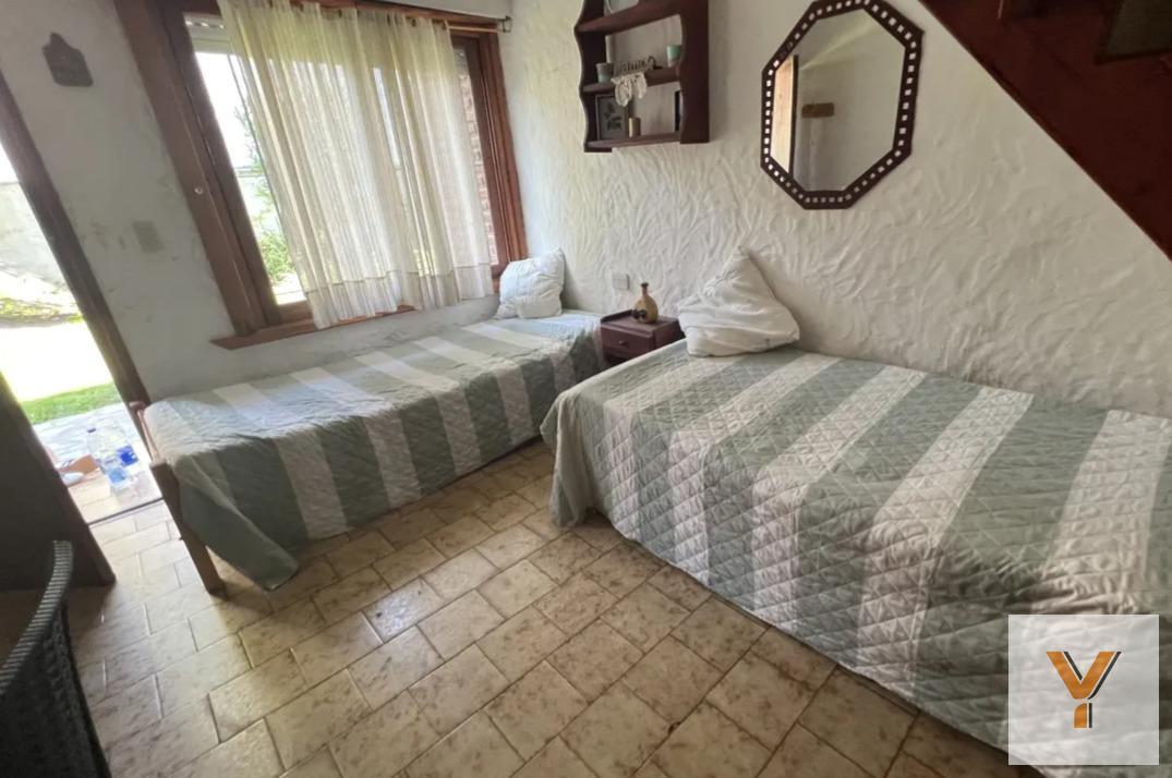 Foto de PH en venta - 1 Dormitorio 1 Baño - Villa Gesell, imagen 1