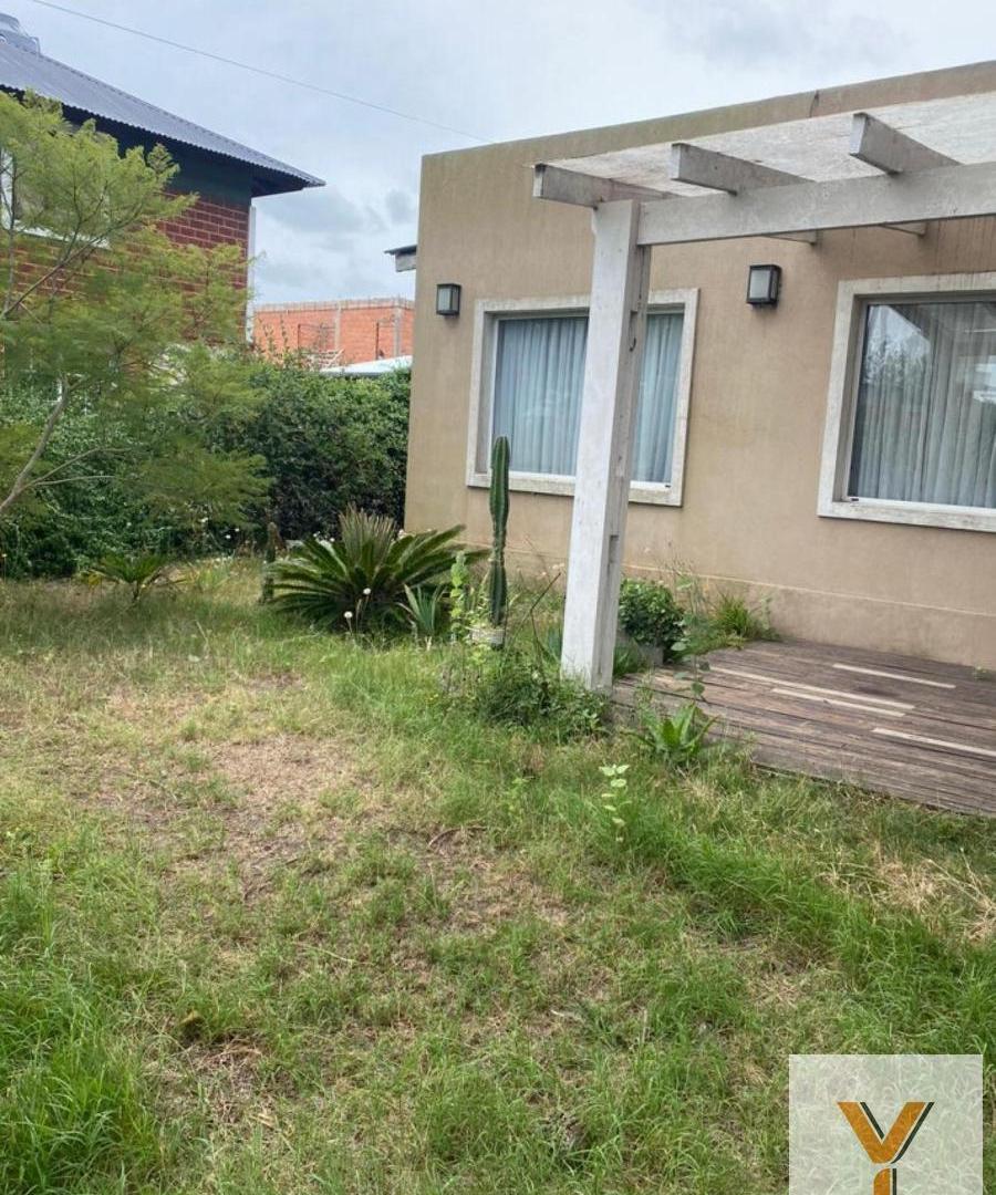 Foto de Casa en venta - 1 Dormitorio 1 Baño - Ostende, imagen 3