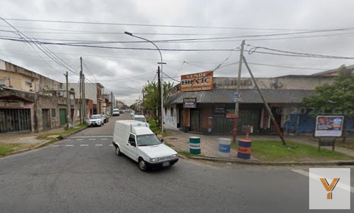 Foto de Edificio Comercial en venta - Almacen - Lanús, imagen 1